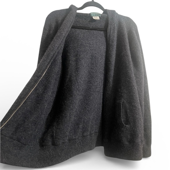 Cashmere The Gentleman's Washable Sweater Hoodie Style Hammacher Schlemmer